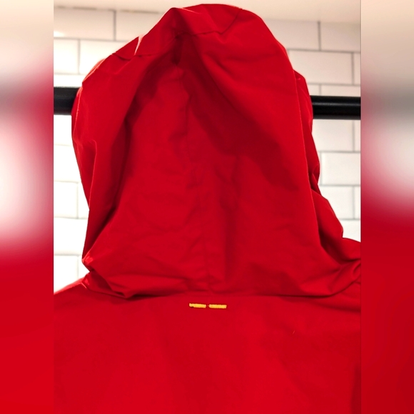 Hooded Rain Jacket - Picture 6 of 11